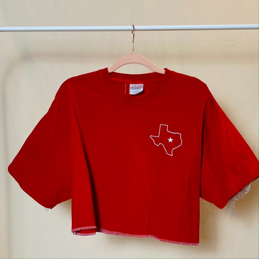 Red Texas Graphic Cropped T-Shirt
